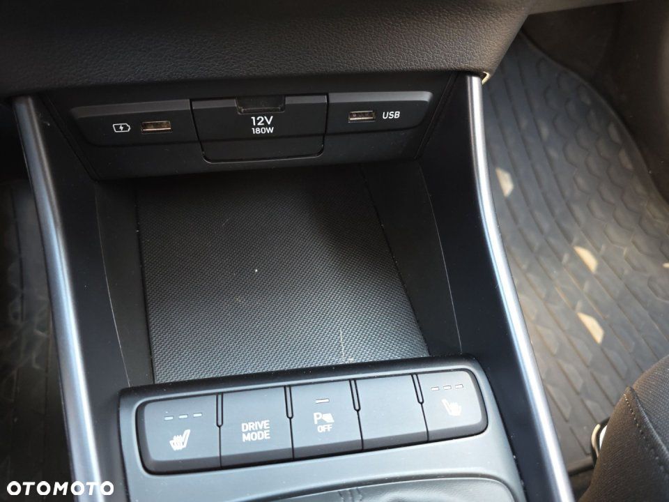 Hyundai Bayon - 13