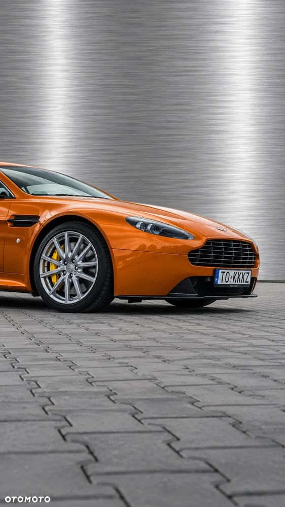 Aston Martin Vantage 2013 photo 3