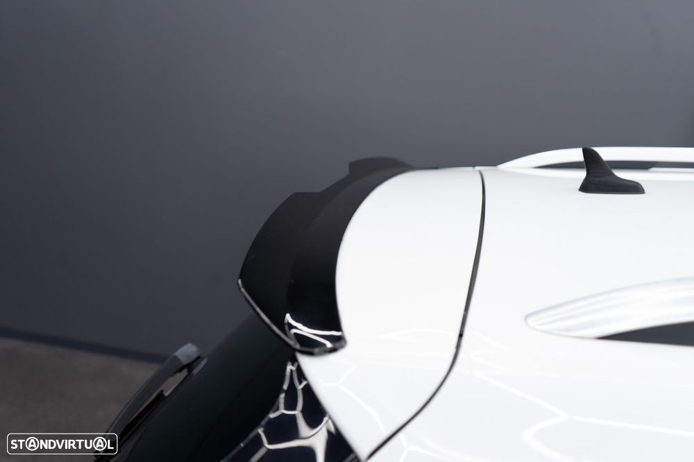 VW Golf Variant 1.6 TDi R-Line DSG - 22