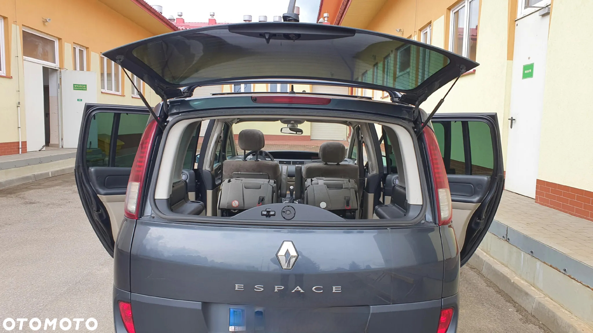 Renault Espace 3.5 V6 Initiale - 7