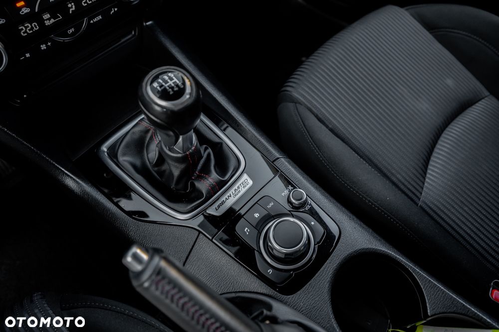 Mazda 3 SKYACTIV-G 120 Urban Limited - 35