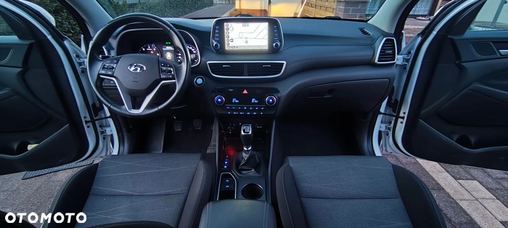 Hyundai Tucson - 8