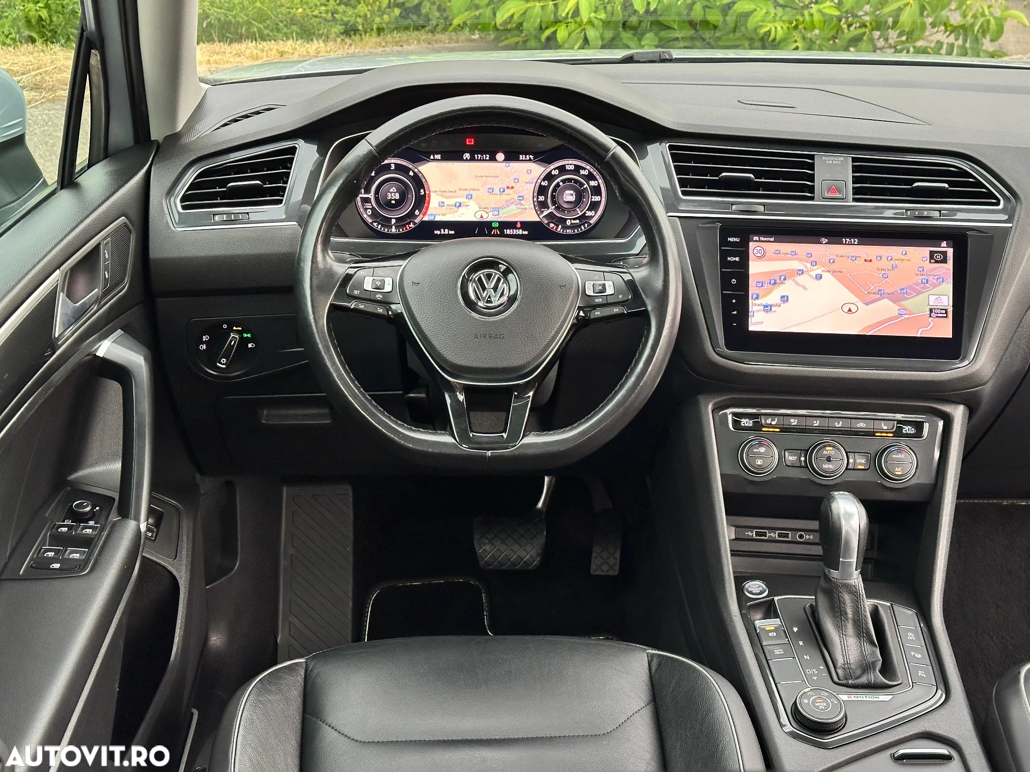 Volkswagen Tiguan Allspace 2.0 TDI 4Mot DSG R-Line - 6