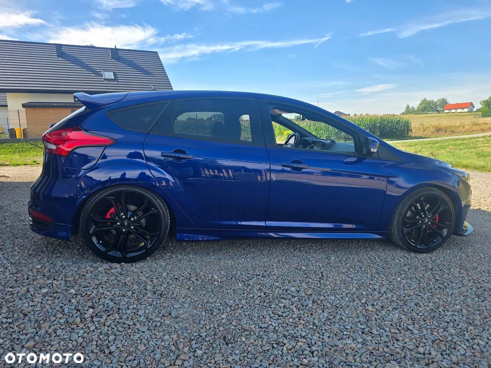 Ford Focus 2.0 EcoBoost ST mit Leder-Sport-Paket - 7