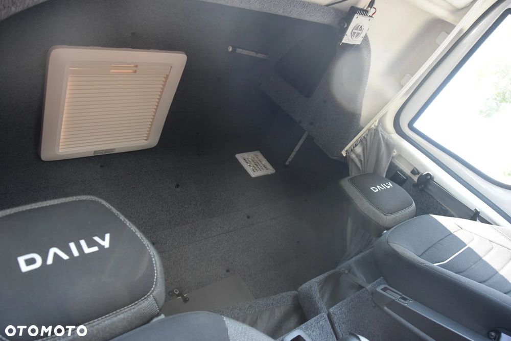 Iveco DAILY 70C - 24