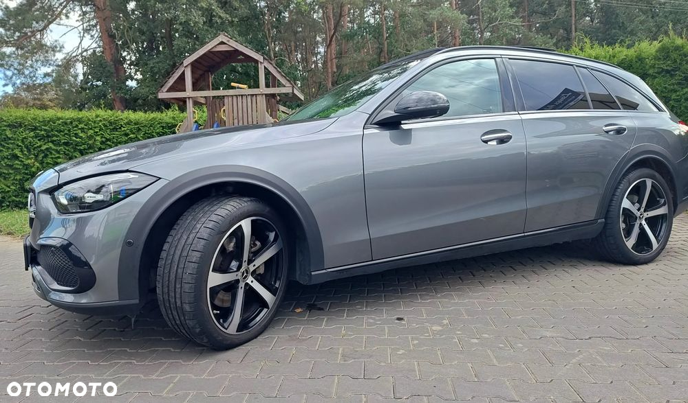 Mercedes-Benz Klasa C 200 4MATIC 9G-TRONIC - 2