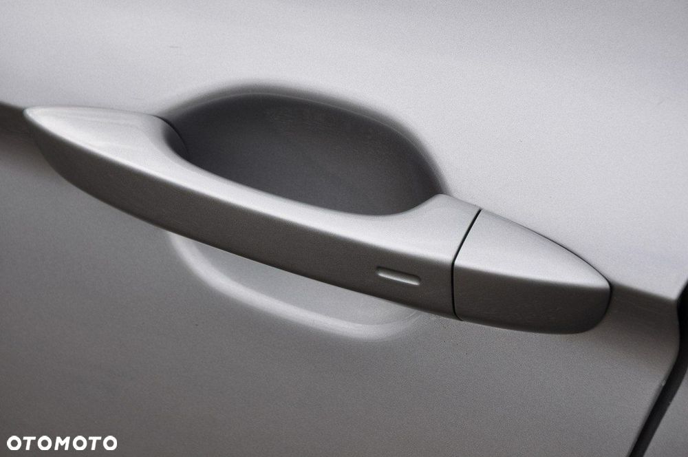 Volkswagen Passat - 23