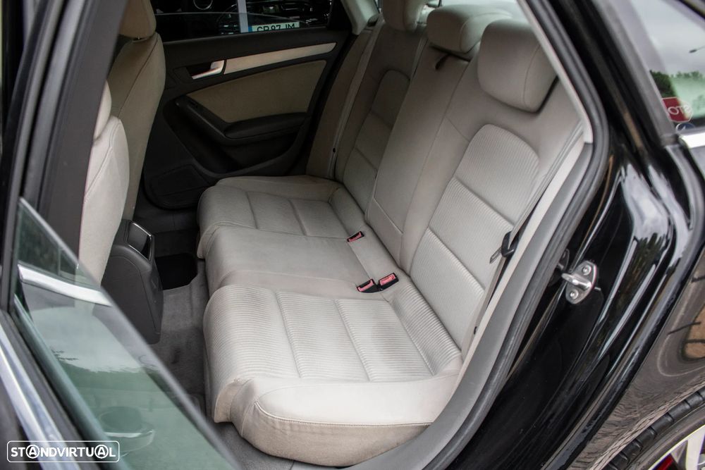 Audi A4 2.0 TDI DPF Ambition - 15