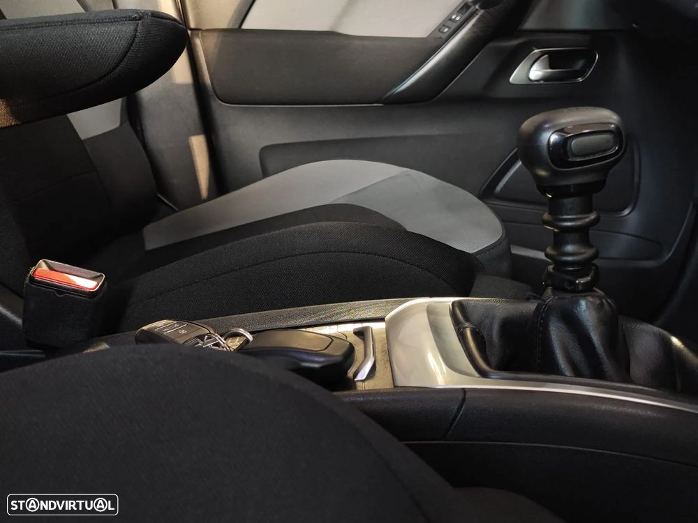 Citroën C4 Grand Picasso 1.6 e-HDi Intensive - 22