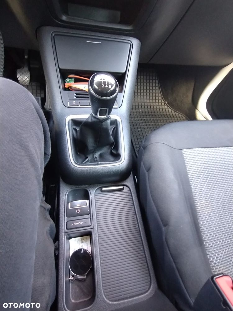 Volkswagen Tiguan - 8