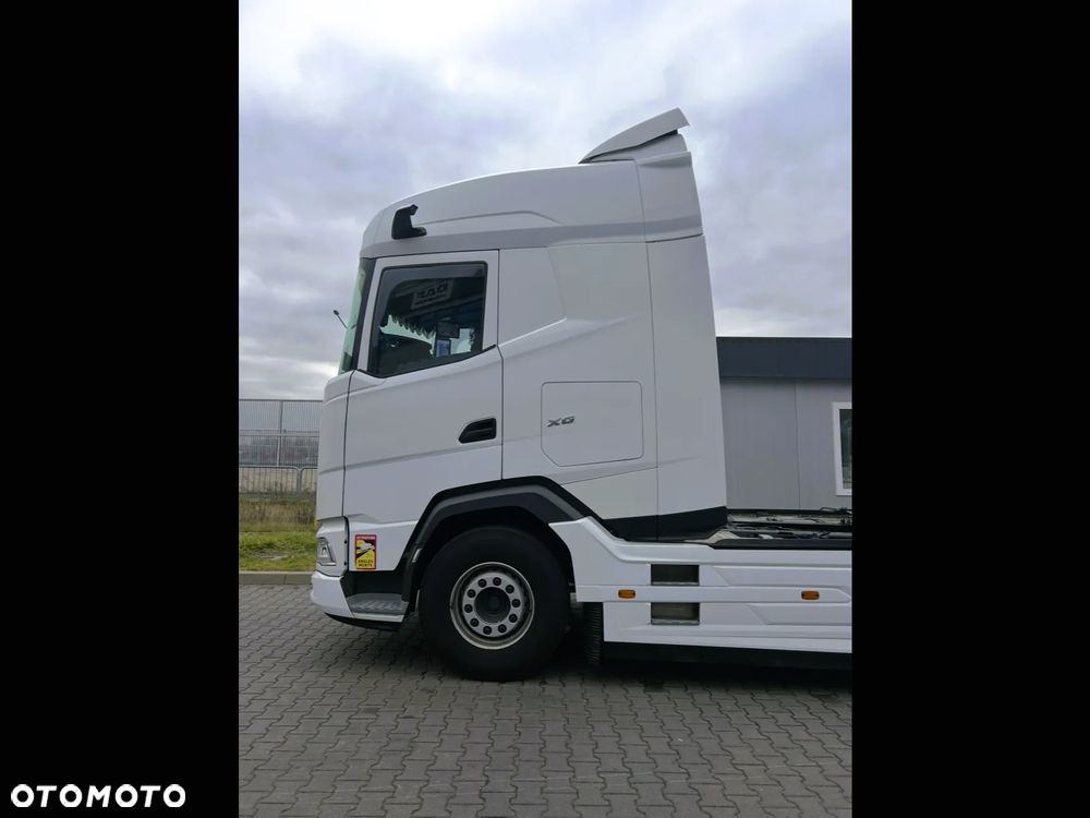 DAF XG - 4
