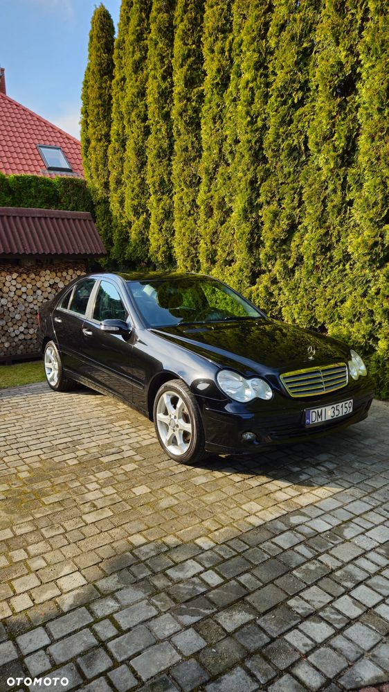 Mercedes-Benz Klasa C 180 Kompressor Automatik Classic - 1