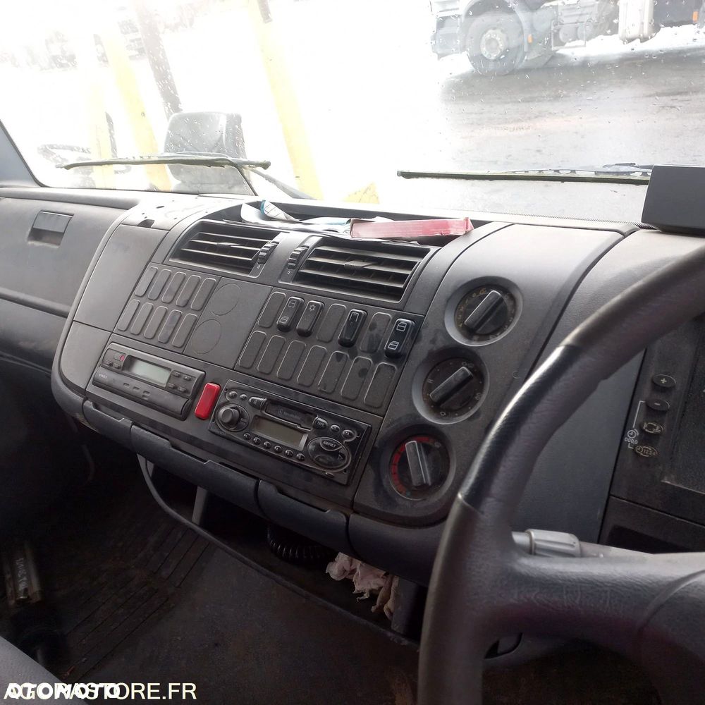 Mercedes-Benz Atego 1018 zamiatarka scarab - 6