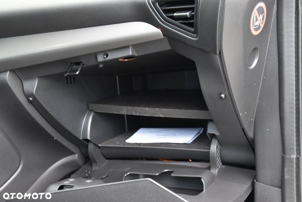 Ford Kuga - 40