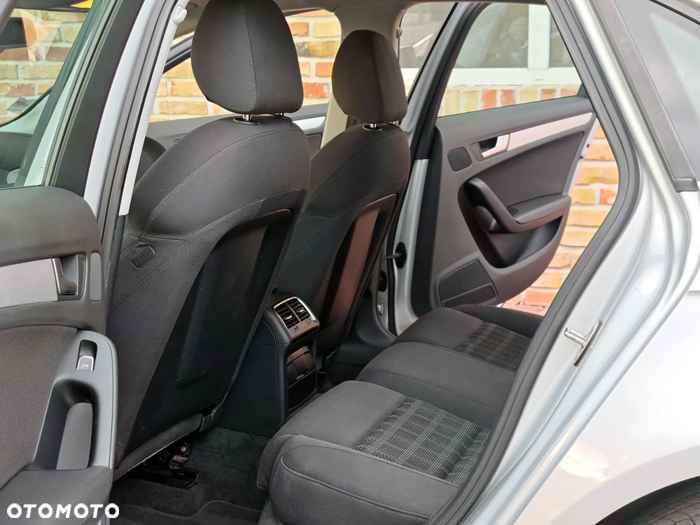 Audi A4 Limousine 2.0 TDI DPF S line Sportpaket - 16