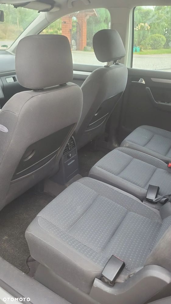 Volkswagen Touran 1.9 TDI Basis - 9