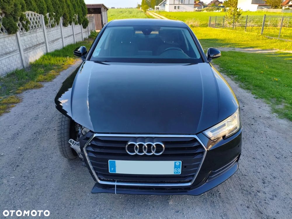 Audi A4 Limousine 35 TDI S tronic design - 9
