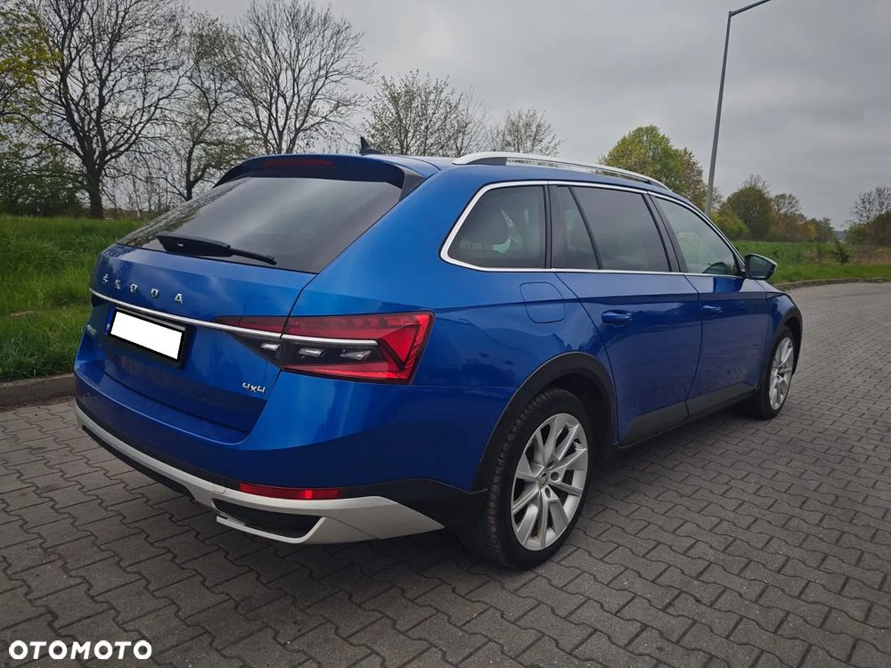 Skoda Superb 2.0 TDI 4x4 DSG Scout - 4