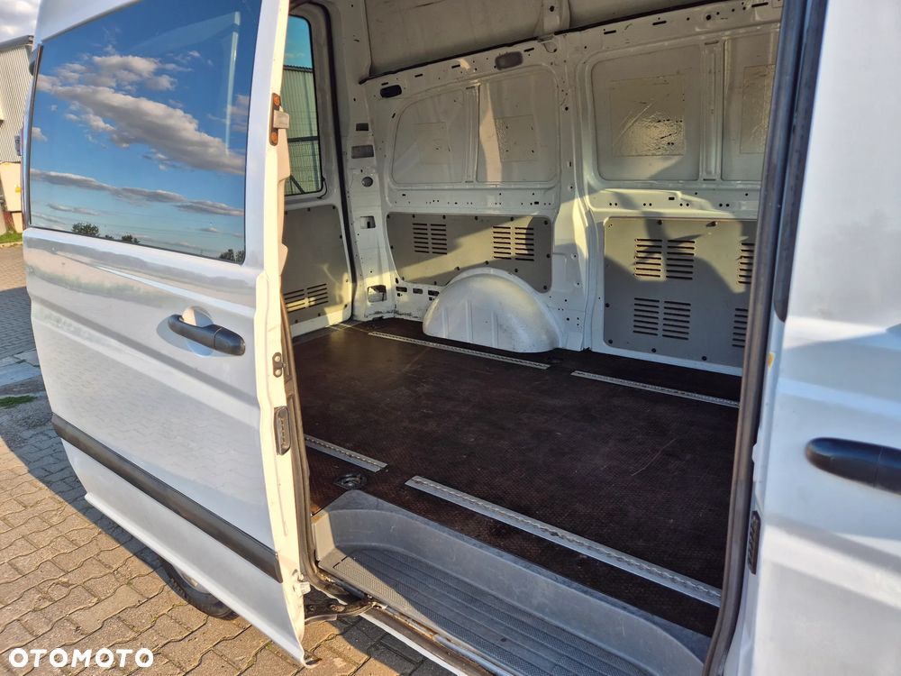 Mercedes-Benz VITO - 12