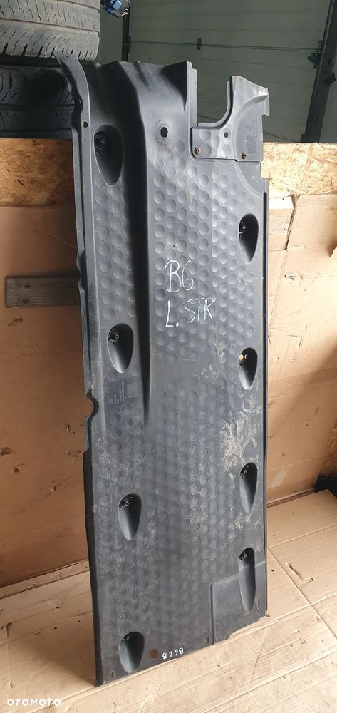 Osłona płyta podwozia lewa VW Passat B6 3C0825201F - 2