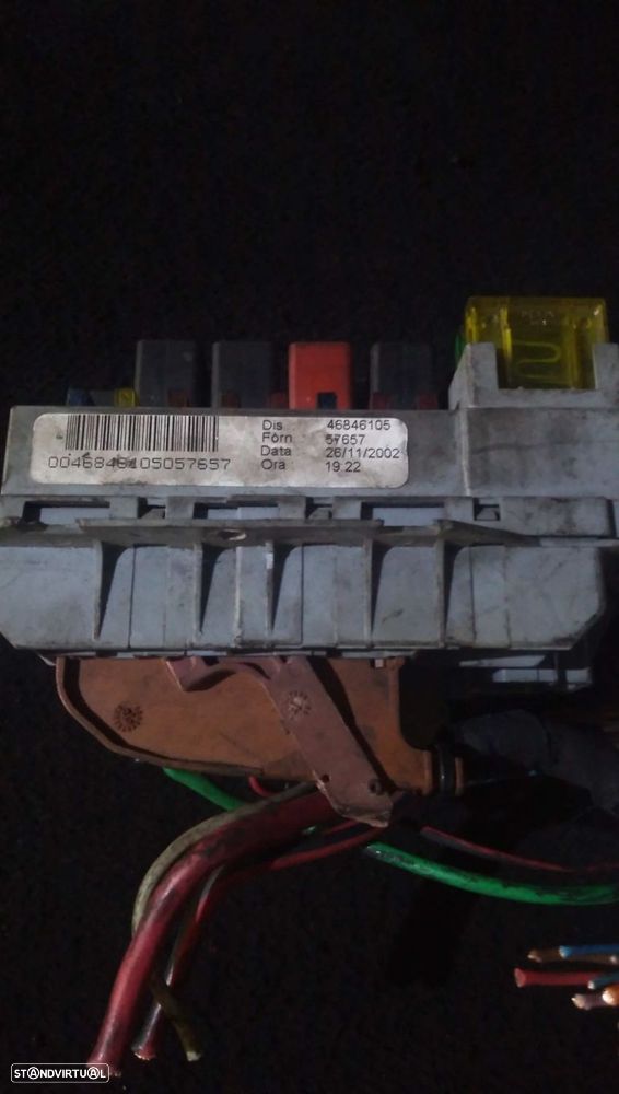 Caixa De Fusíveis Fiat Stilo (192_) - 3