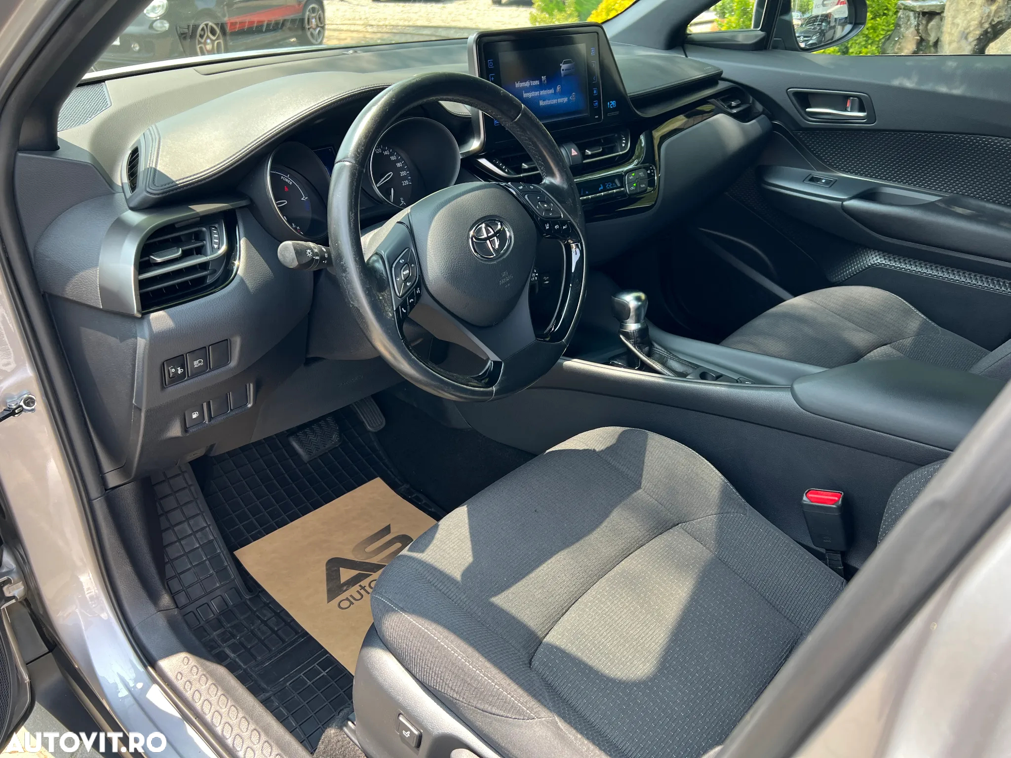 Toyota C-HR 1.8 HSD 122 CP 4x2 CVT Style - 2