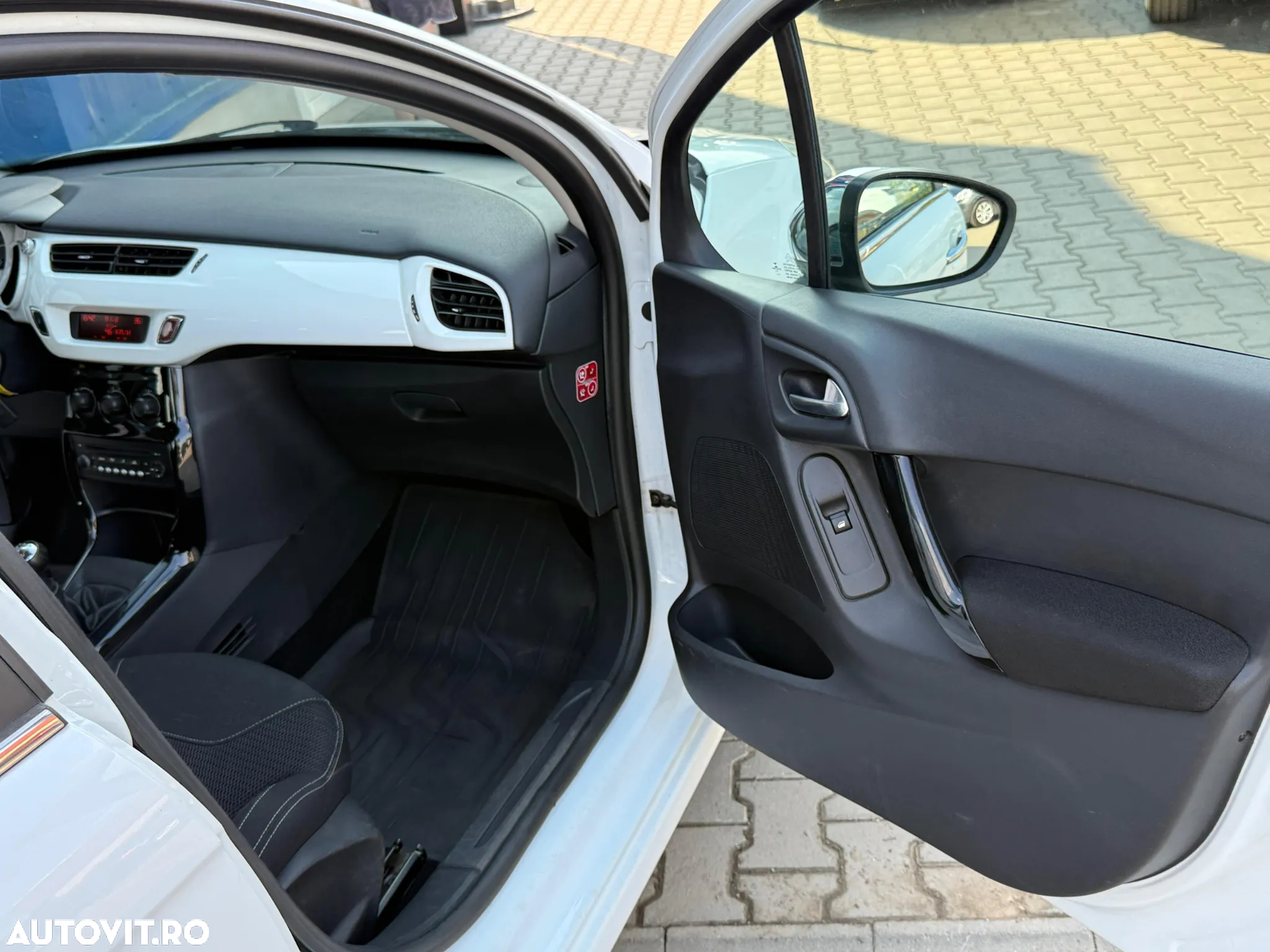 Citroën C3 1.2 VTi Attraction - 7