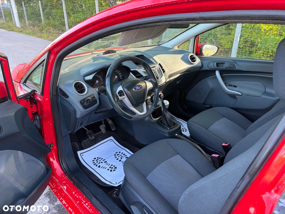 Ford Fiesta 1.25 Ambiente EU5 - 8