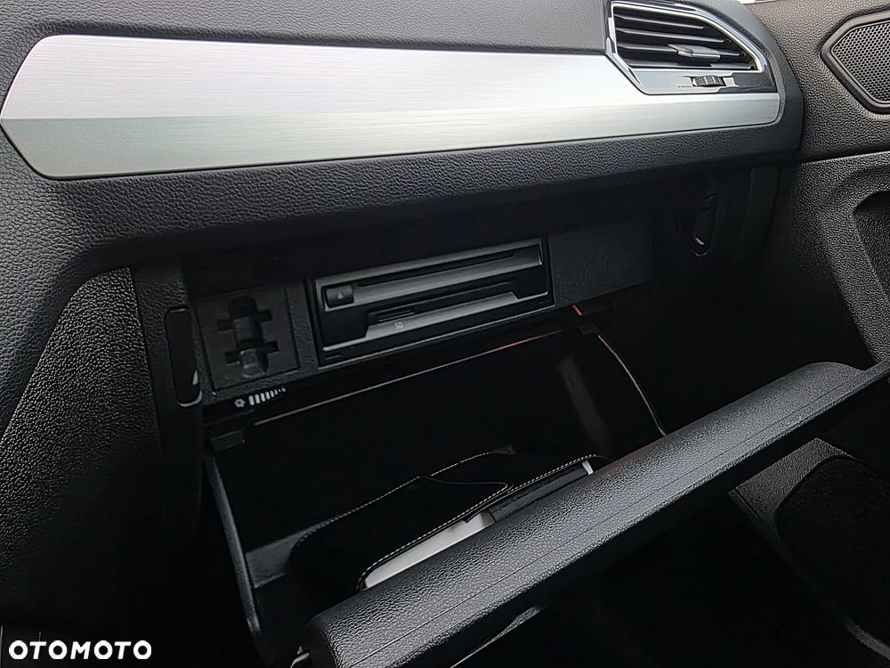 Volkswagen Tiguan 1.6 TDI SCR Comfortline - 21