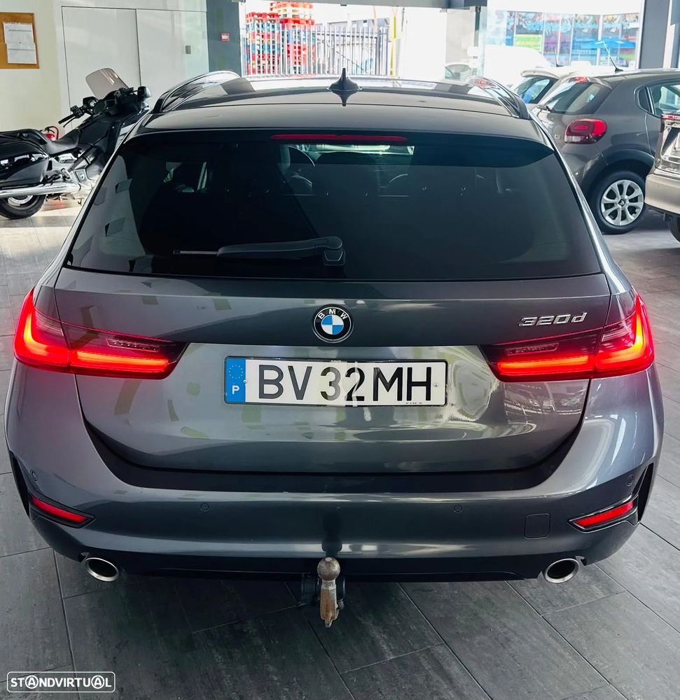 BMW 320 - 6