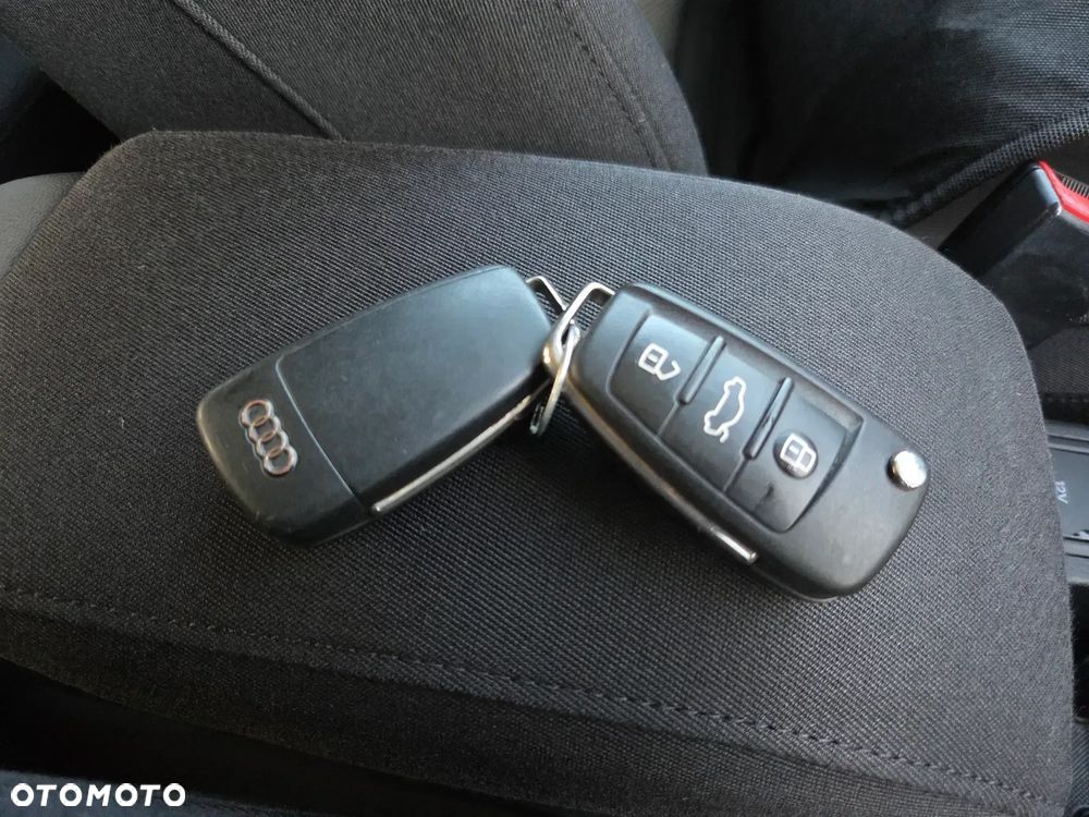 Audi Q3 2.0 TDI - 39