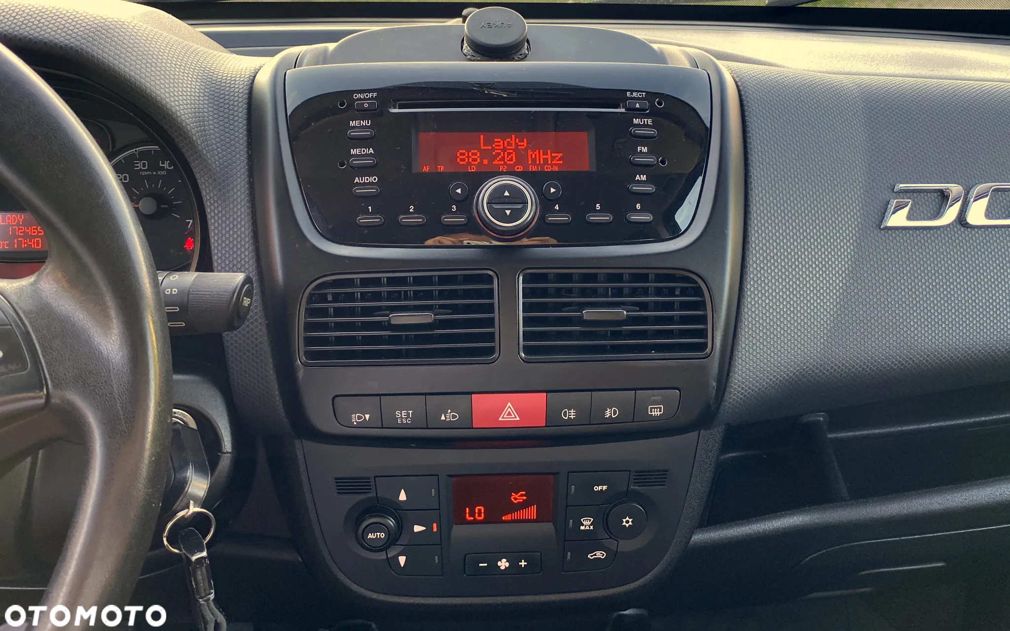 Fiat Doblo 1.4 T-Jet 16V Lounge - 23
