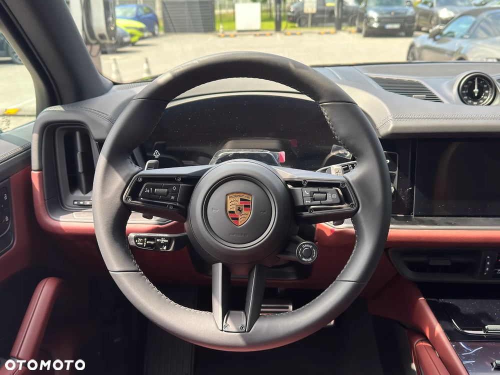Porsche Cayenne S E-Hybrid PHEV Black Edition - 16