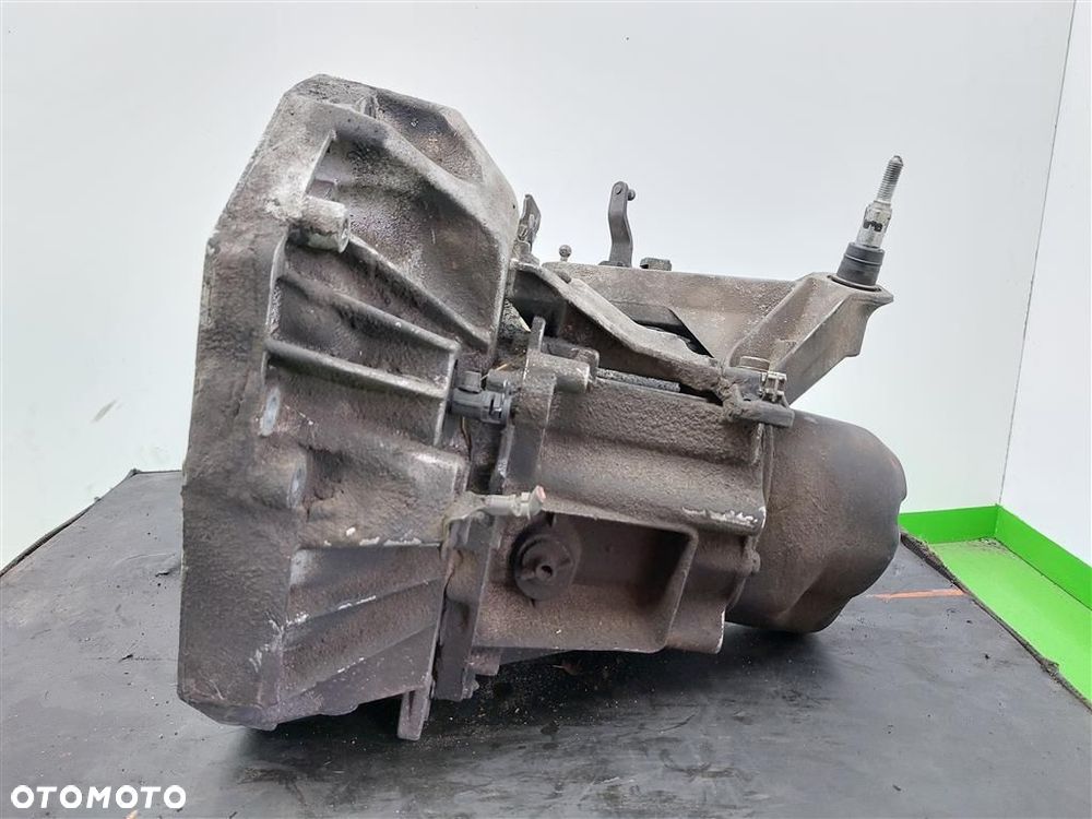 Skrzynia biegów Manualna Renault Clio III 1.6B 90KM  2005-2009 - 6