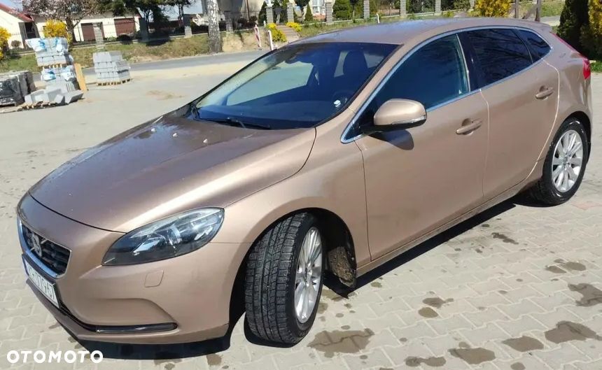 Volvo V40 D2 Summum - 3