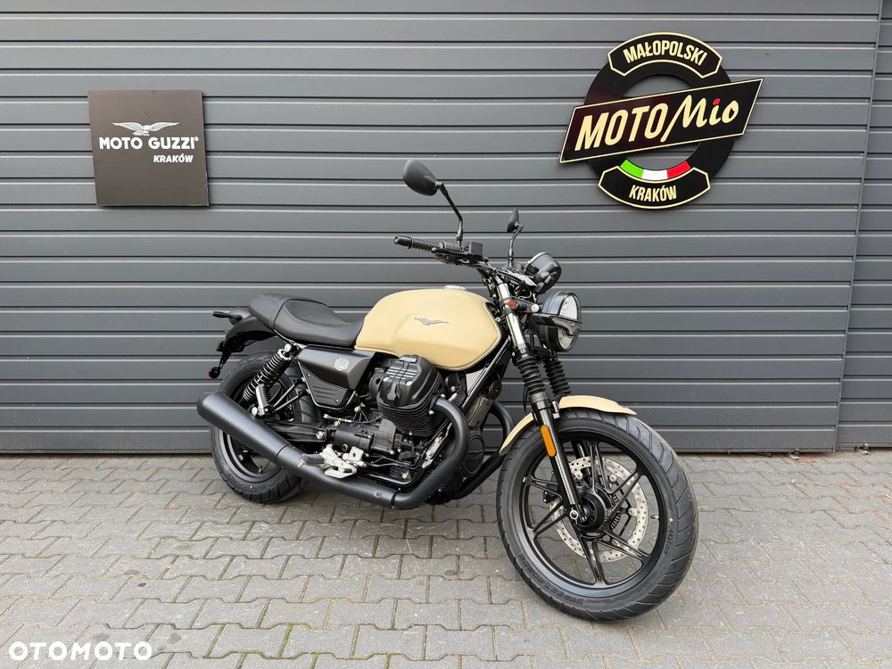 Moto Guzzi V7 - 1