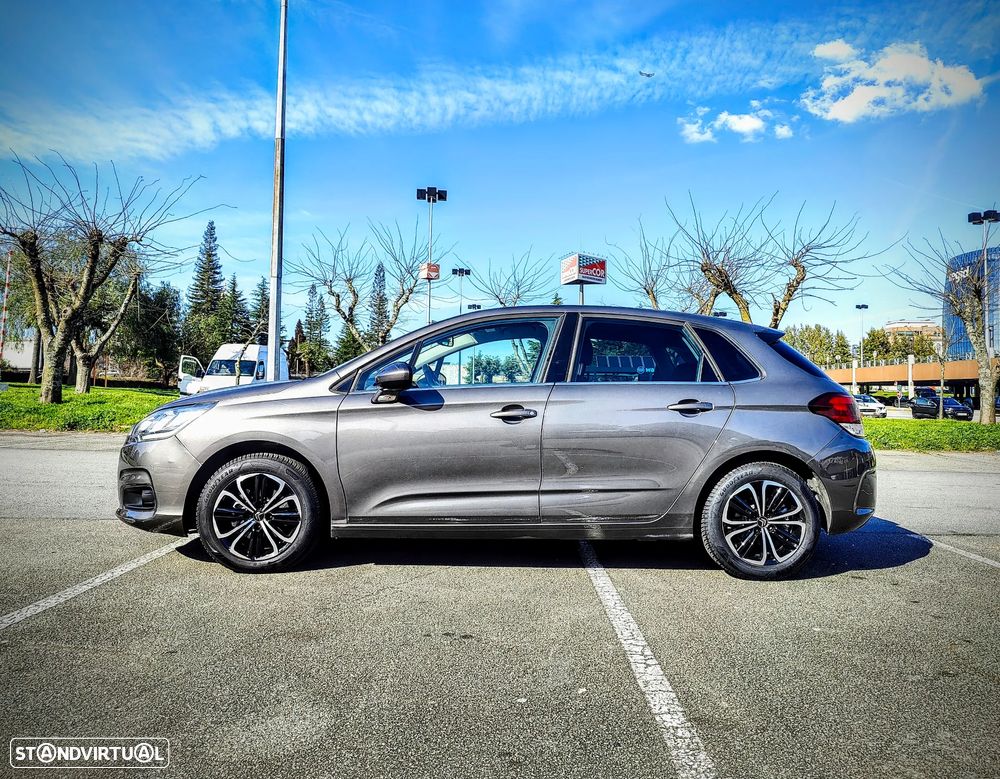 Citroën C4 PureTech e-THP 130 Exclusive - 21