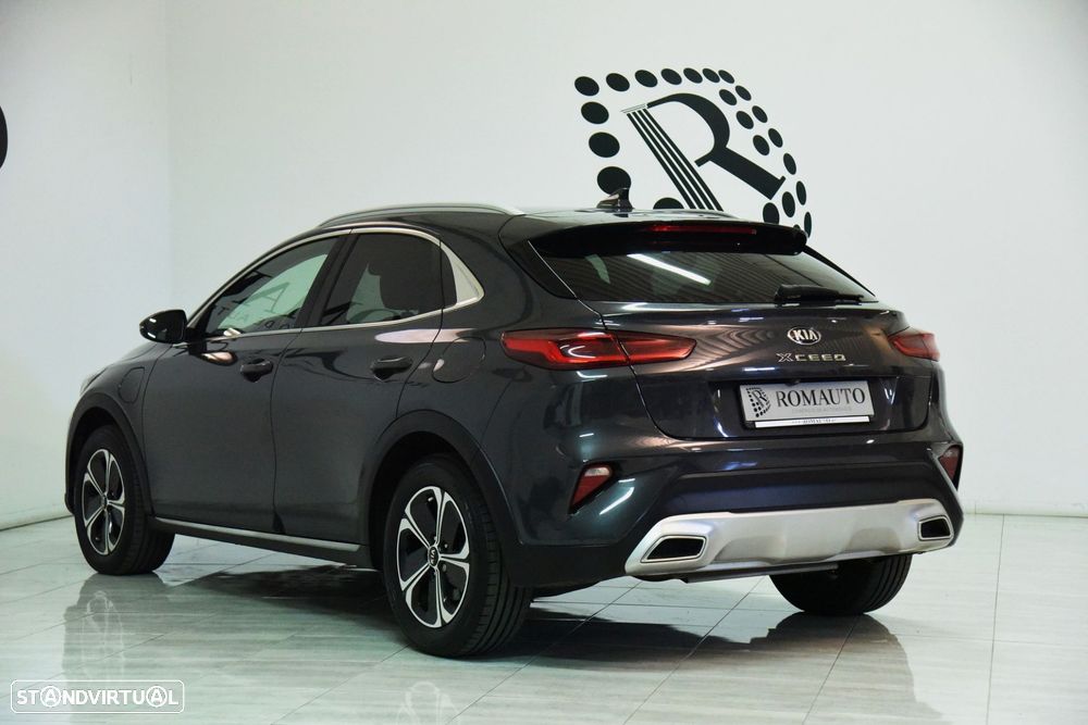 Kia XCeed - 10