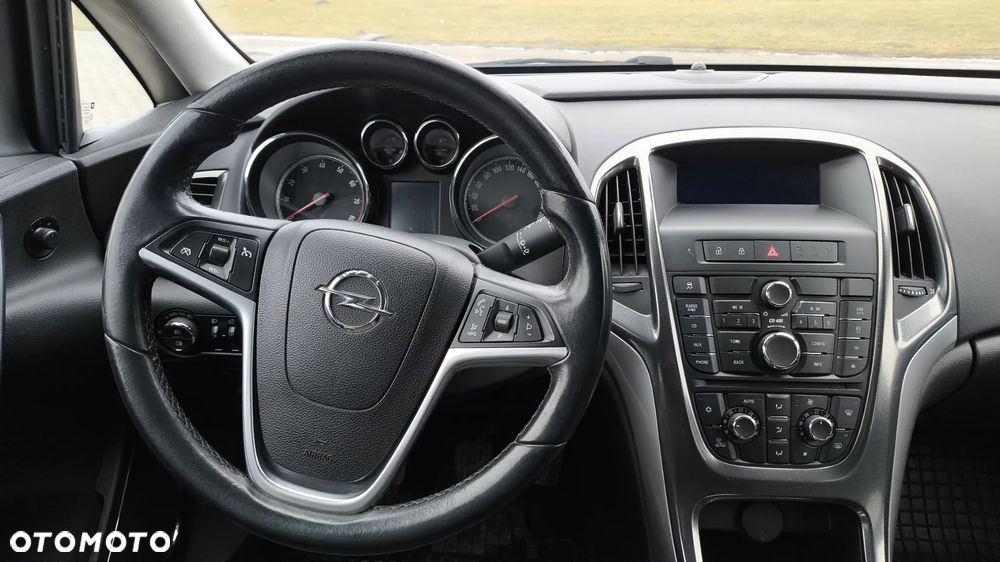 Opel Astra 1.6 Turbo Innovation - 12