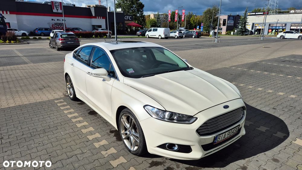 Ford Fusion - 1