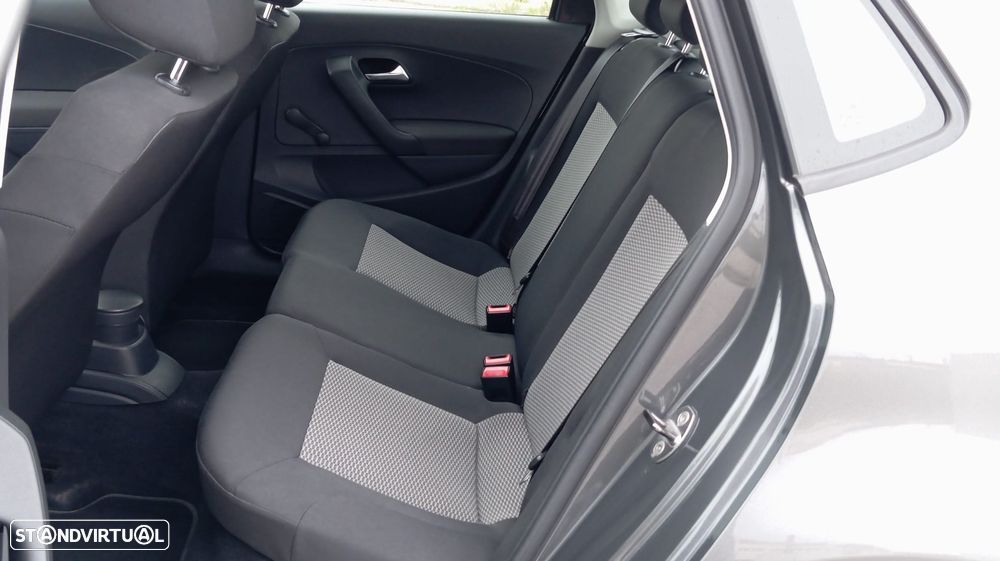 VW Polo 1.2 Highline - 9