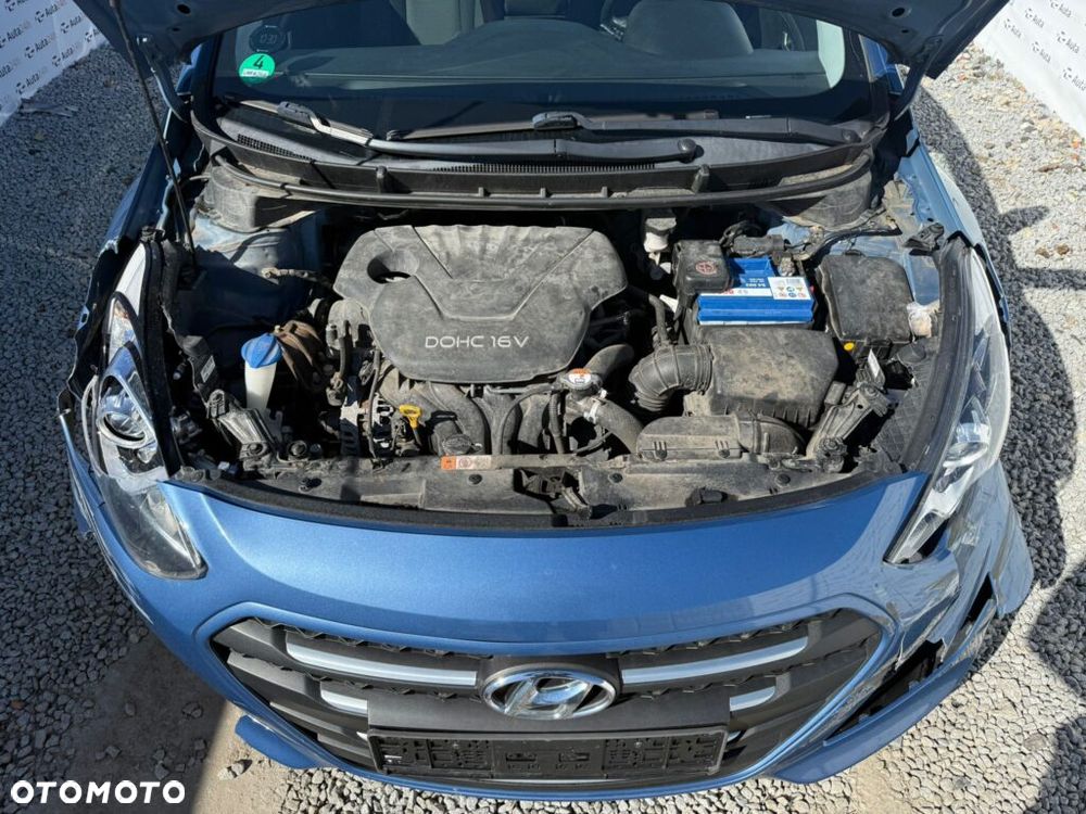 Hyundai i30 1.6 Classic - 13