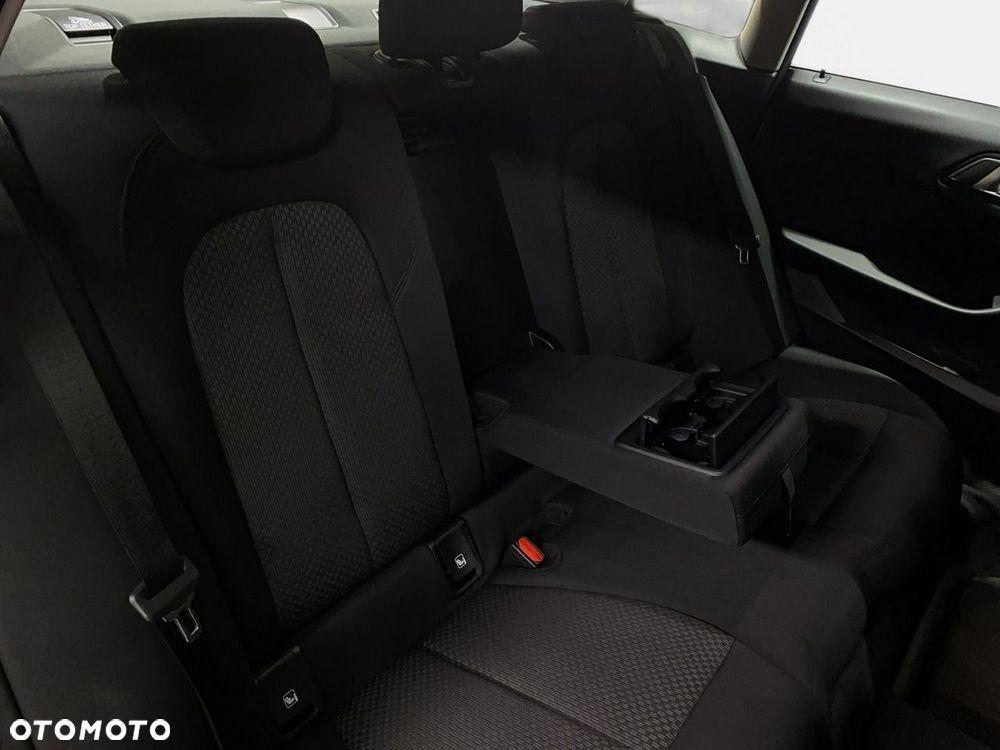 BMW Seria 2 - 17
