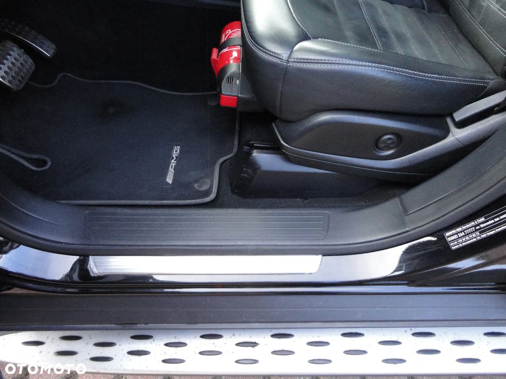 Mercedes-Benz GLE - 12