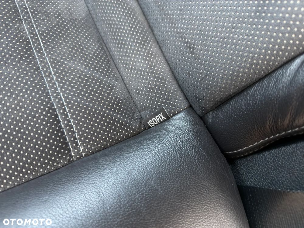 Ford Mondeo 2.0 Titanium X - 38