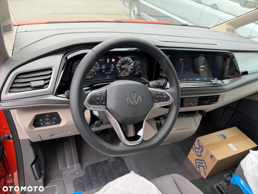 Volkswagen California - 11