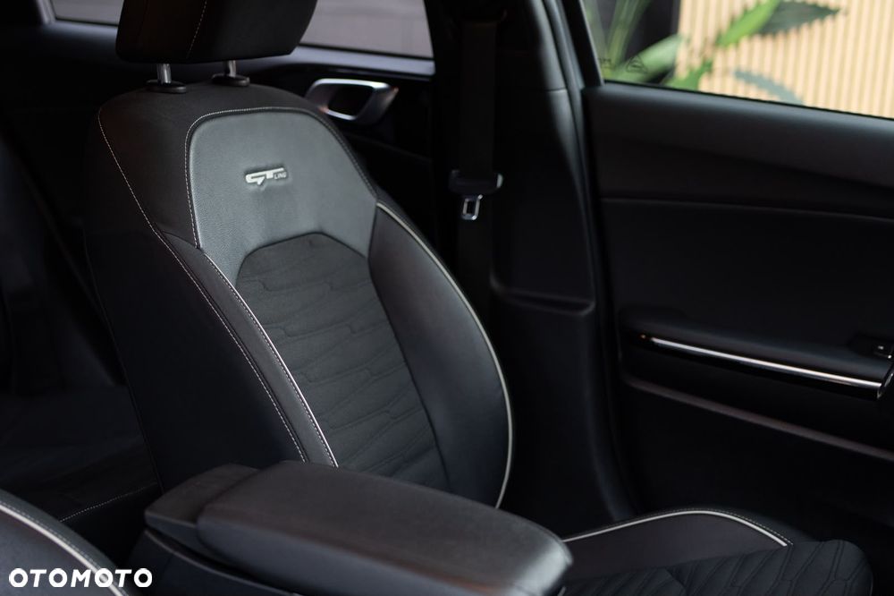 Kia ProCeed 1.5 T-GDI GT Line - 30