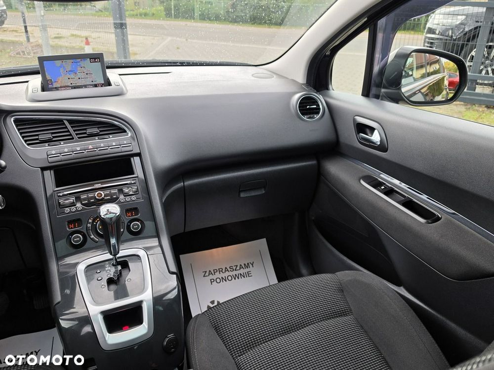 Peugeot 5008 - 27