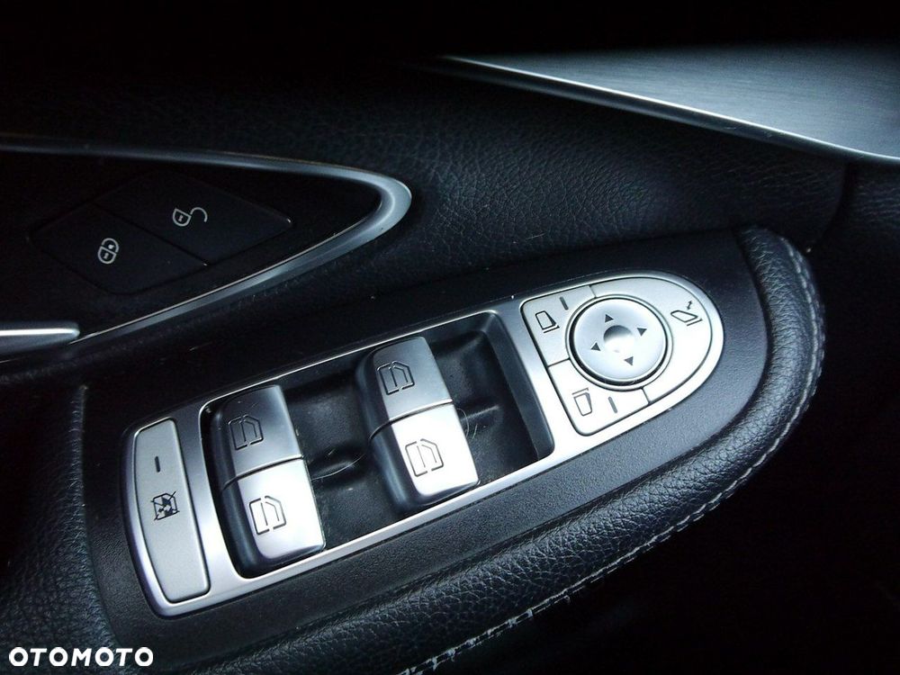 Mercedes-Benz Klasa C - 35