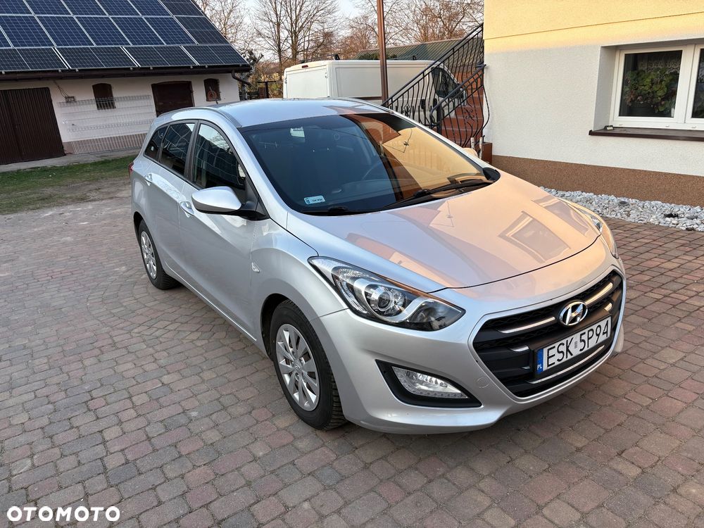 Hyundai i30 1.6 CRDi Classic + - 2